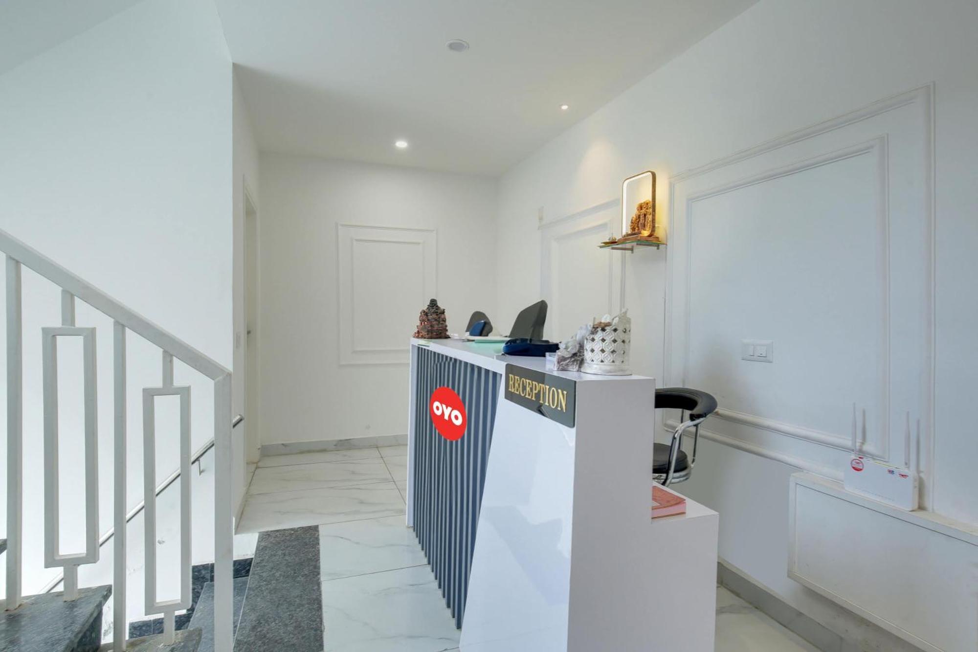 Hotel O Sky White House Ludhiana Dış mekan fotoğraf